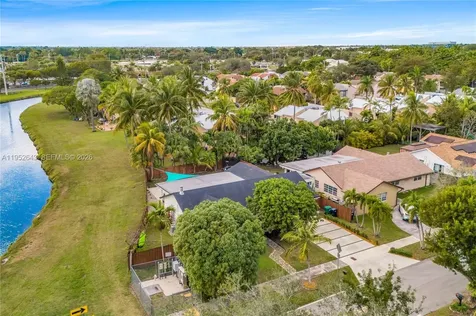 15930 SW 90th Avenue Palmetto Bay FL 33157