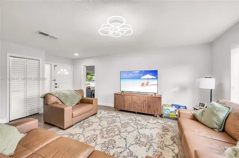 15930 SW 90th Avenue Palmetto Bay FL 33157