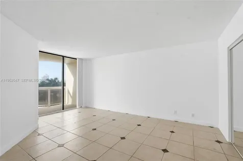 20185 E Country Club Drive Aventura FL 33180