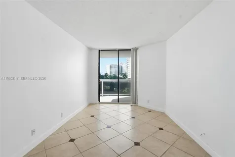 20185 E Country Club Drive Aventura FL 33180