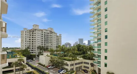 20185 E Country Club Drive Aventura FL 33180