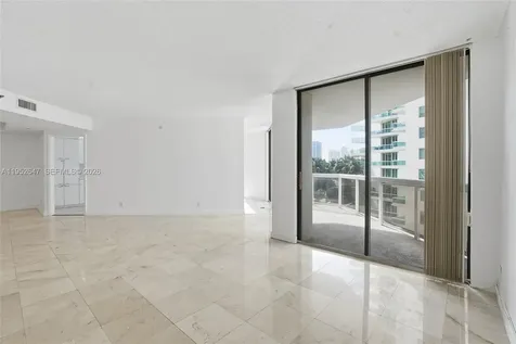 20185 E Country Club Drive Aventura FL 33180