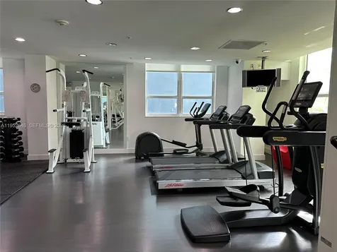 234 NE 3rd Street Miami FL 33132
