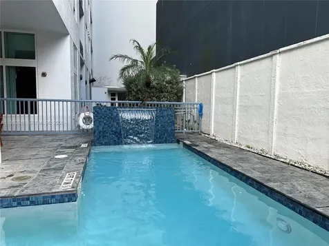 234 NE 3rd Street Miami FL 33132