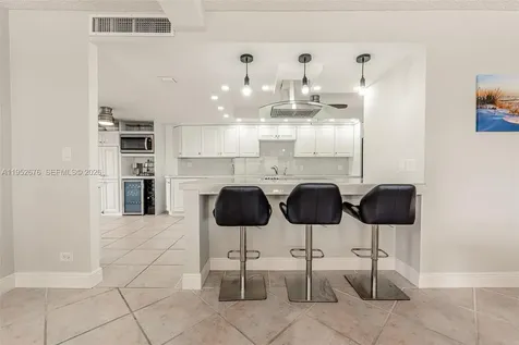 1800 NE 114th Street Miami FL 33181