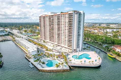 1800 NE 114th Street Miami FL 33181