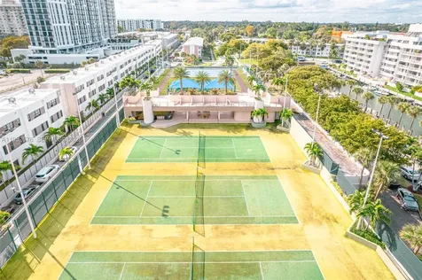1800 NE 114th Street Miami FL 33181