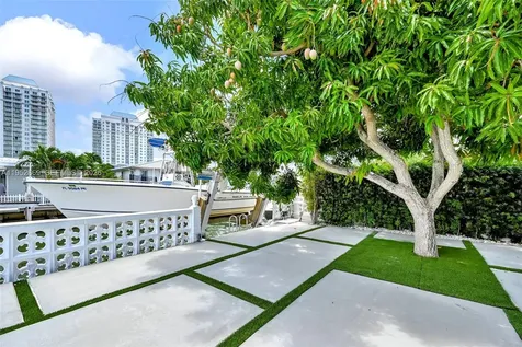 1250 NE 82nd Street Miami FL 33138