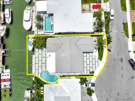 1250 NE 82nd Street Miami FL 33138
