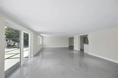 1250 NE 82nd Street Miami FL 33138