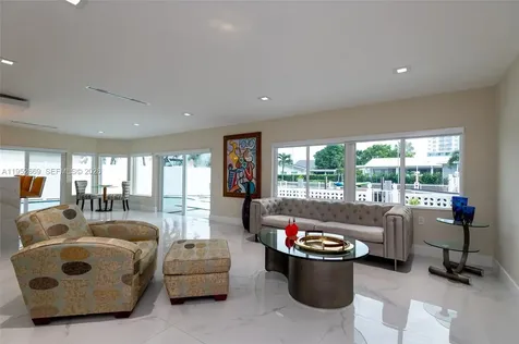 1250 NE 82nd Street Miami FL 33138