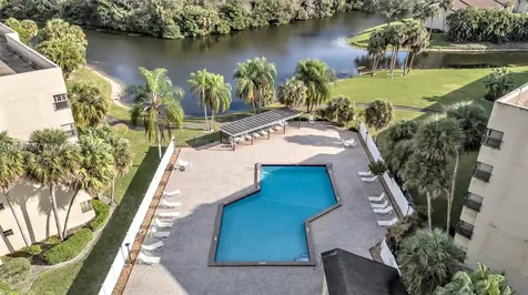 2900 NW 42nd Avenue Coconut Creek FL 33066