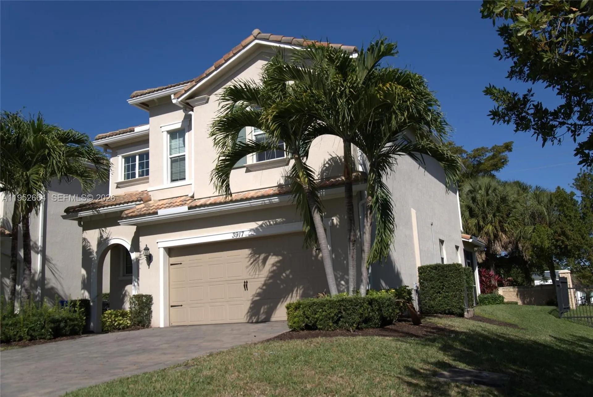 3917 Mahogany Lane Hollywood FL 33021