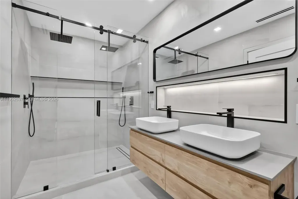 1917 N Swinton Avenue Delray Beach FL 33444