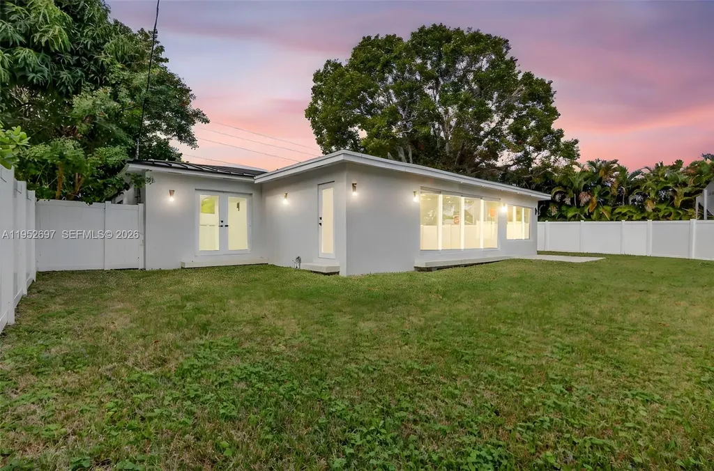 1917 N Swinton Avenue Delray Beach FL 33444