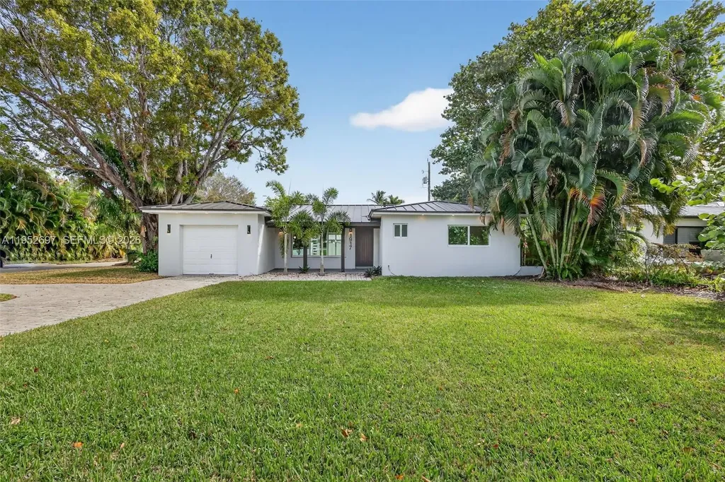 1917 N Swinton Avenue Delray Beach FL 33444