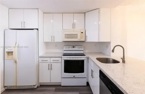 19701 SW 114th Avenue Miami FL 33157