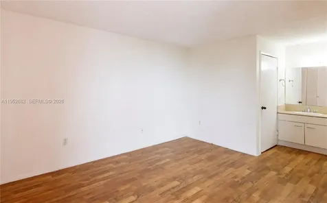 19701 SW 114th Avenue Miami FL 33157