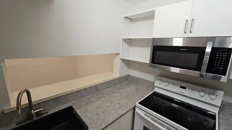 5720 SW 5th Street Miami FL 33144