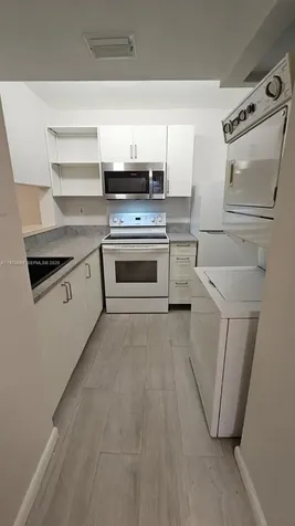 5720 SW 5th Street Miami FL 33144