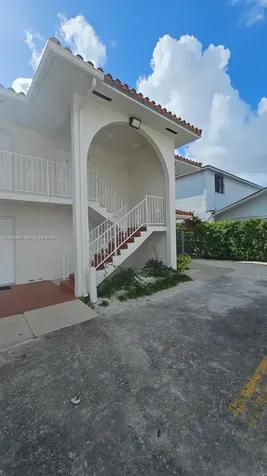 5720 SW 5th Street Miami FL 33144