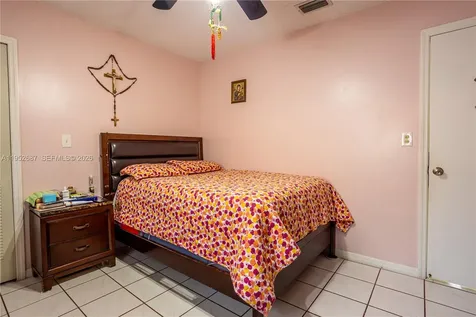 699 NW 134th Place Miami FL 33182