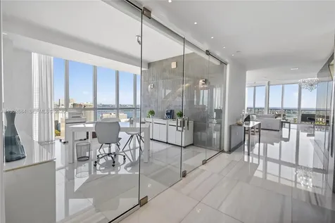1100 Biscayne Boulevard Miami FL 33132