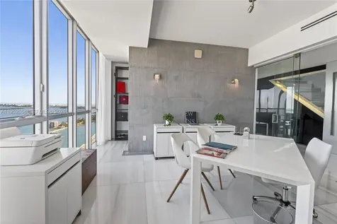 1100 Biscayne Boulevard Miami FL 33132