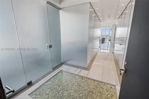 1100 Biscayne Boulevard Miami FL 33132