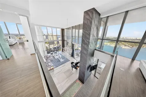 1100 Biscayne Boulevard Miami FL 33132