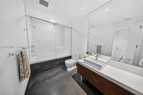 1100 Biscayne Boulevard Miami FL 33132