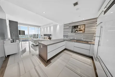 1100 Biscayne Boulevard Miami FL 33132