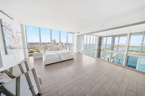 1100 Biscayne Boulevard Miami FL 33132
