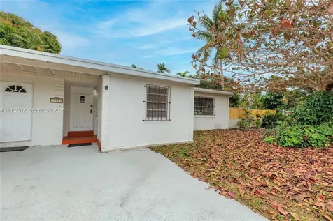 14601 NW 10th Avenue Miami FL 33168
