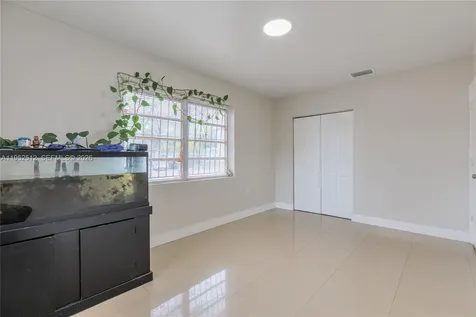 14601 NW 10th Avenue Miami FL 33168