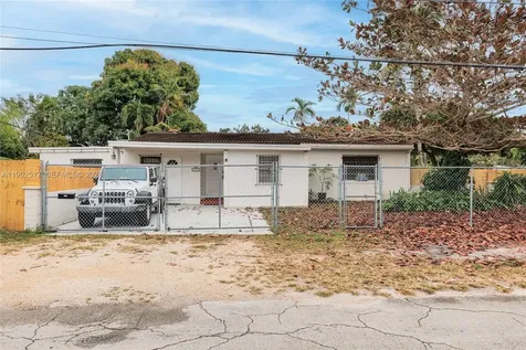14601 NW 10th Avenue Miami FL 33168