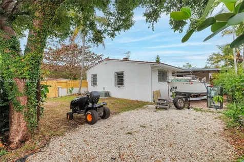 14601 NW 10th Avenue Miami FL 33168