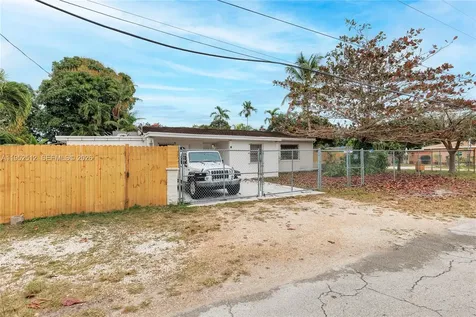 14601 NW 10th Avenue Miami FL 33168