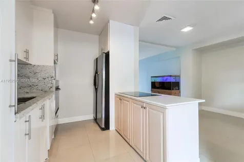 14601 NW 10th Avenue Miami FL 33168