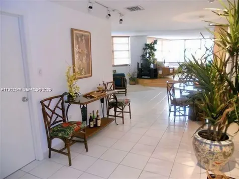 905 Brickell Bay Drive Miami FL 33131