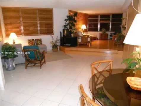905 Brickell Bay Drive Miami FL 33131