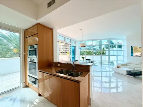 50 S Pointe Drive Miami Beach FL 33139