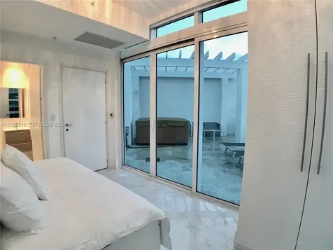 50 S Pointe Drive Miami Beach FL 33139