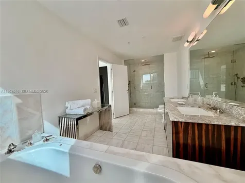 50 S Pointe Drive Miami Beach FL 33139