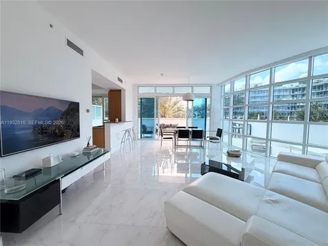50 S Pointe Drive Miami Beach FL 33139