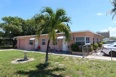 205 SE 10th Street Hallandale Beach FL 33009