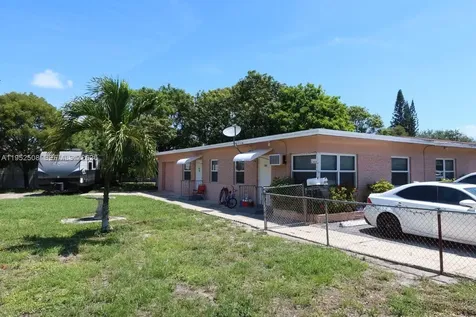 205 SE 10th Street Hallandale Beach FL 33009