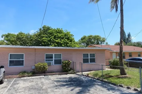 205 SE 10th Street Hallandale Beach FL 33009