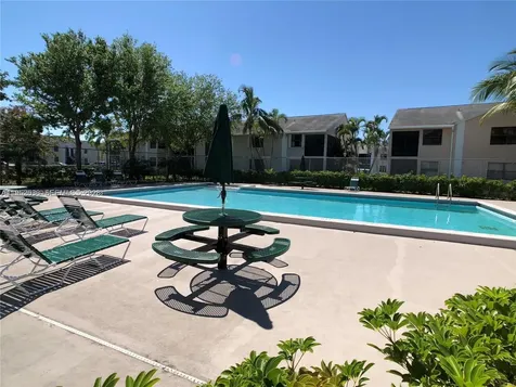 840 Independence Drive Homestead FL 33034