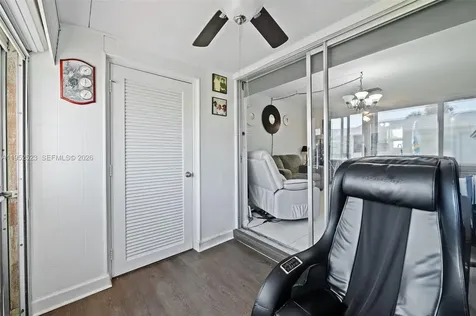2772 Dudley Drive E West Palm Beach FL 33415